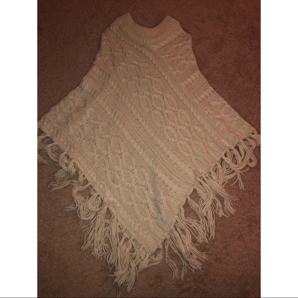 Apt 9 knit shaw NWOT - Picture 2 of 4